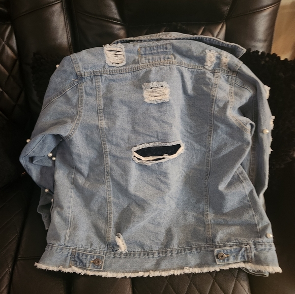 Jean jacket - Picture 2 of 2